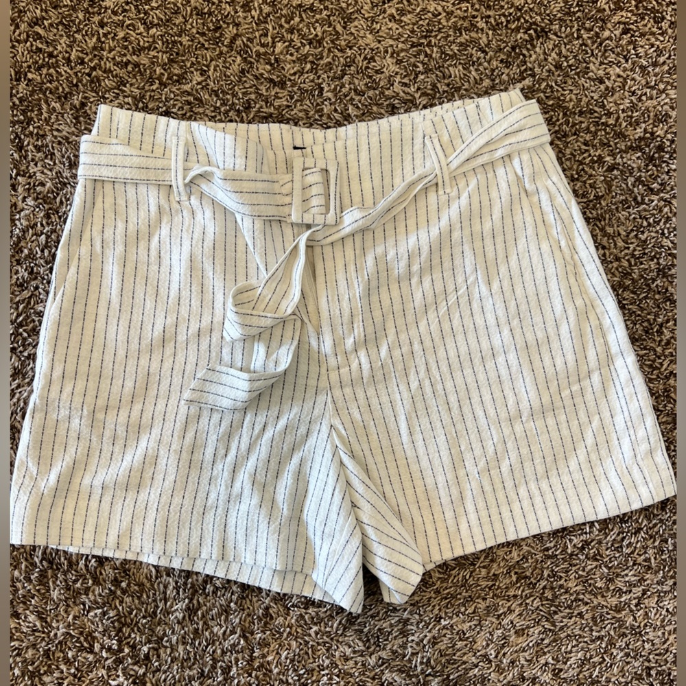 Banana Republic high waisted Shorts size 8